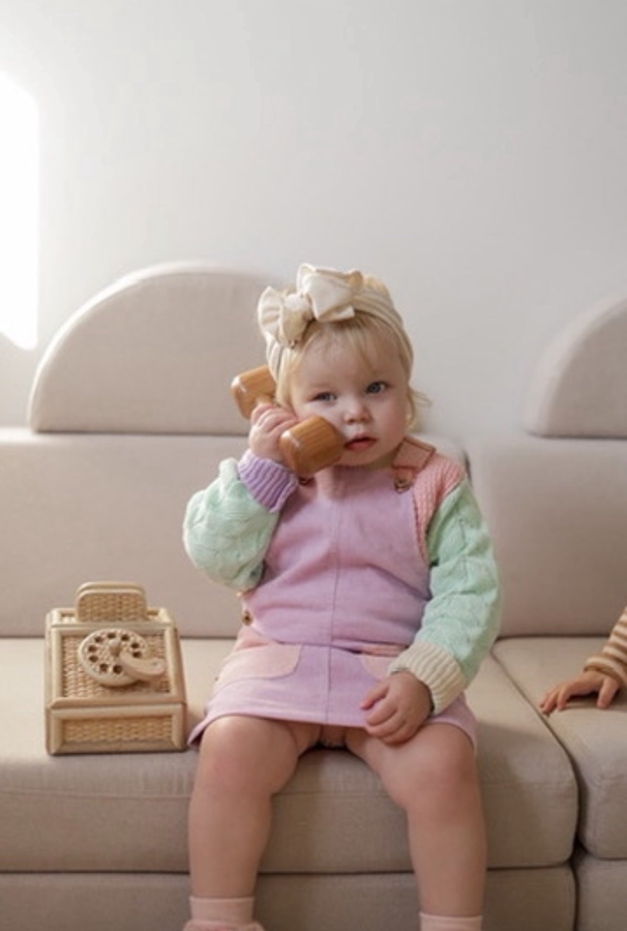 Vintage style Rattan Telephone