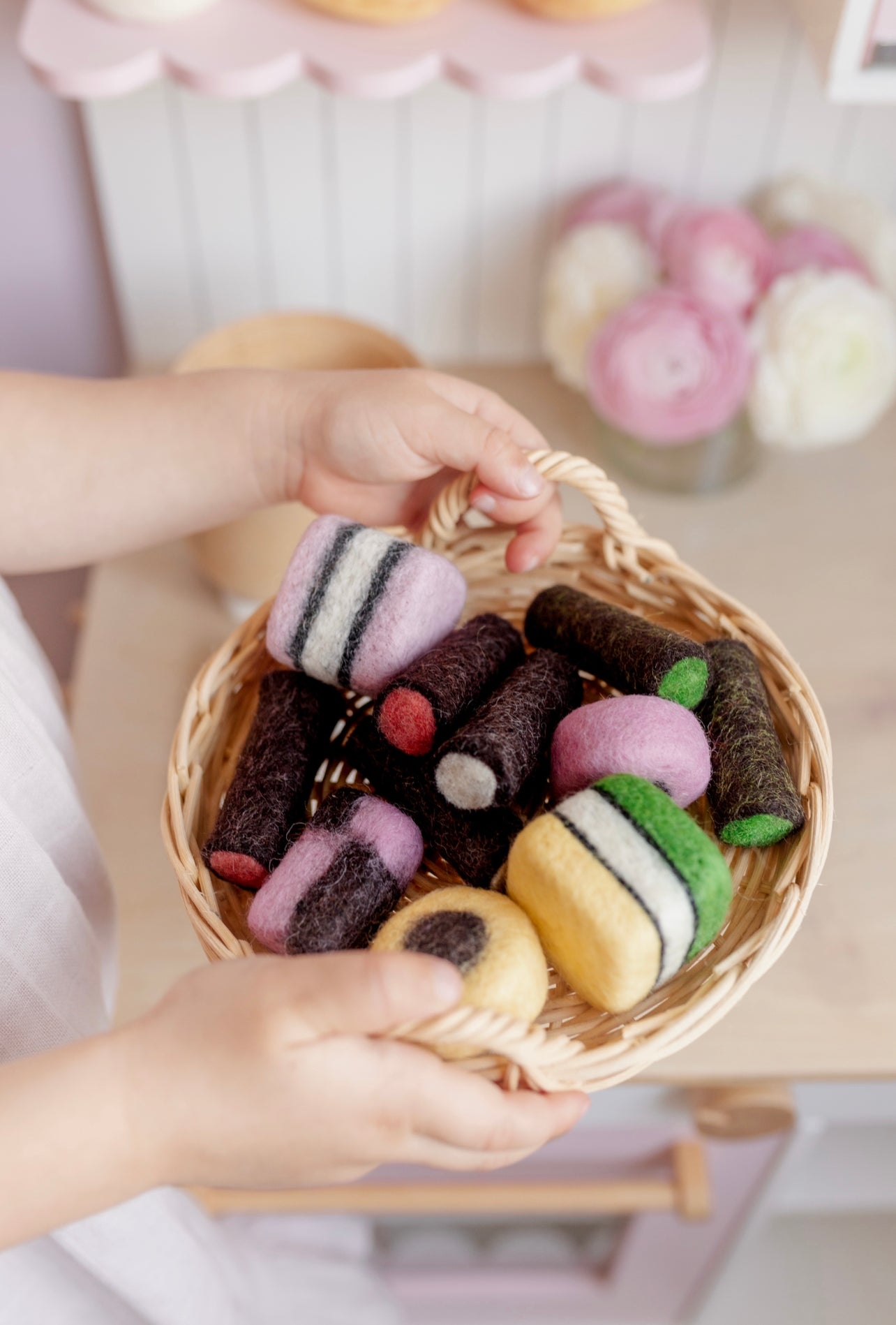 ON SALE Juni all Sorts - 11 pce set