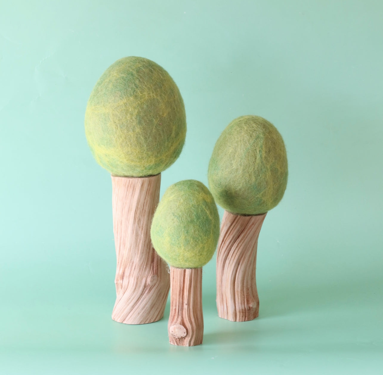 Spring trees š³ small world play