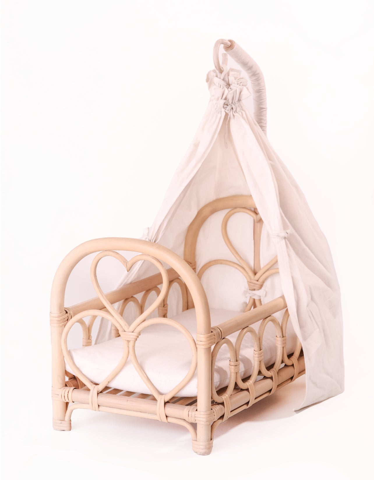 Heartstrings dolls canopy cot with mattress and canopy