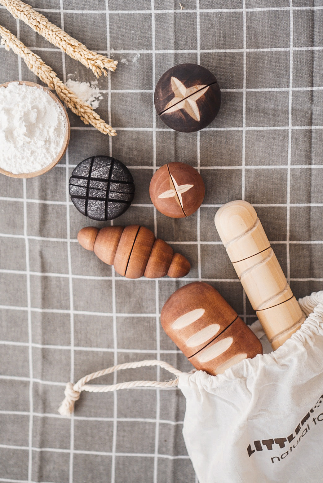 Wooden bread set (handmade and painted) 7 pce set