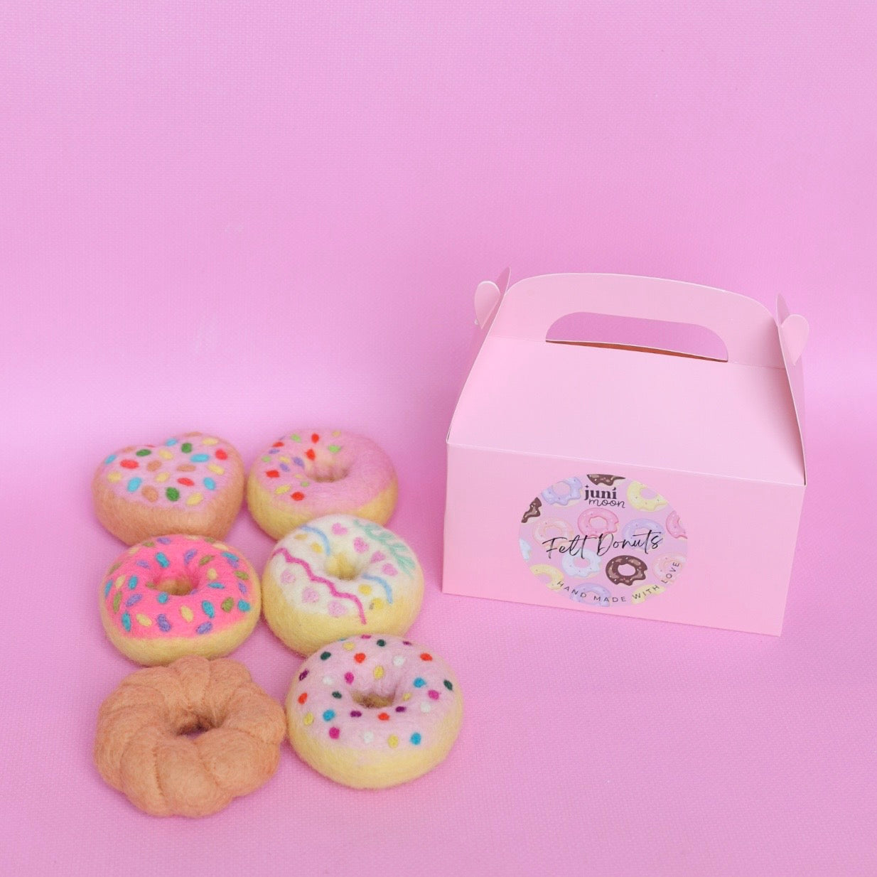 Pretty pinks Donut set - 6 pce