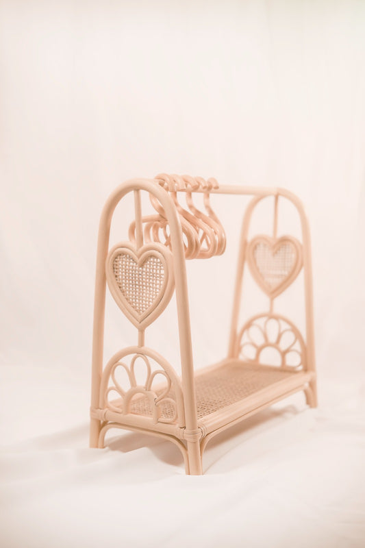 Heart strings open DOLLY WARDROBE (3 hangers included)